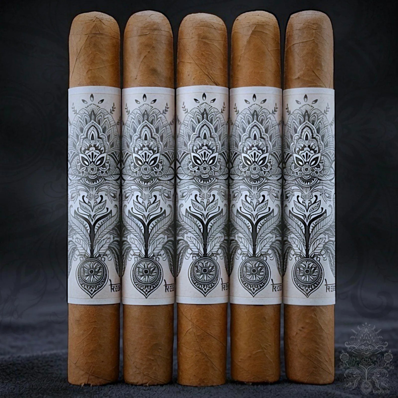 KASHMIR BLACK VANILLA 5 Packs